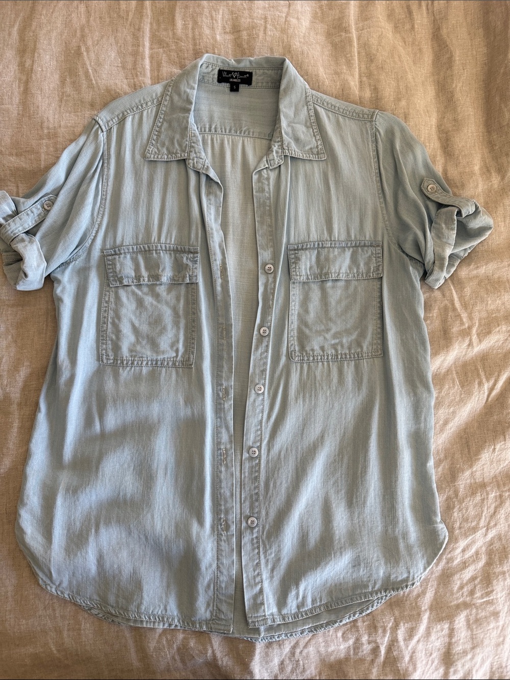 Velvet Heart short sleeve chambray short sleeve shirt small like new